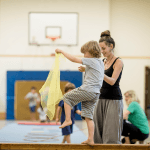 Zirkusferienkurs bei CABUWAZI Tempelhof