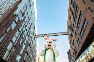 Ostern in der HafenCity – Hansi Hase kommt